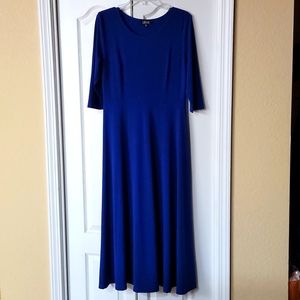 Ladies pretty vibrant blue dress